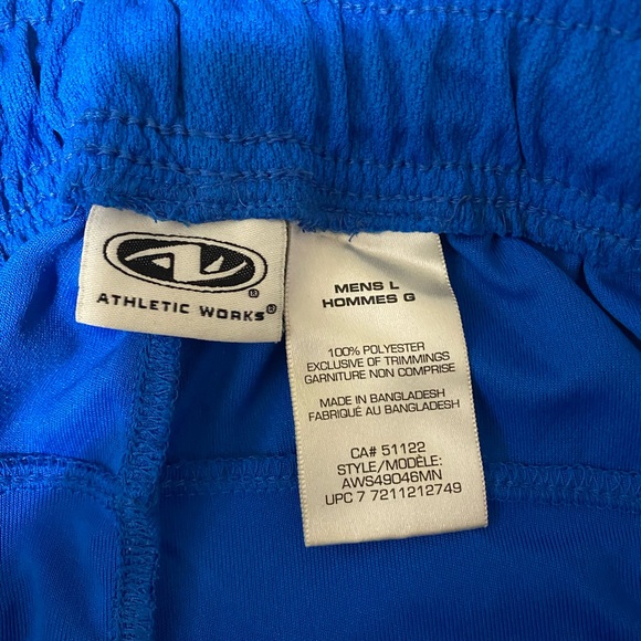 🔴2/$10 SALE🔴 Men’s Large Athletic Works Basketball Shorts - Picture 2 of 4